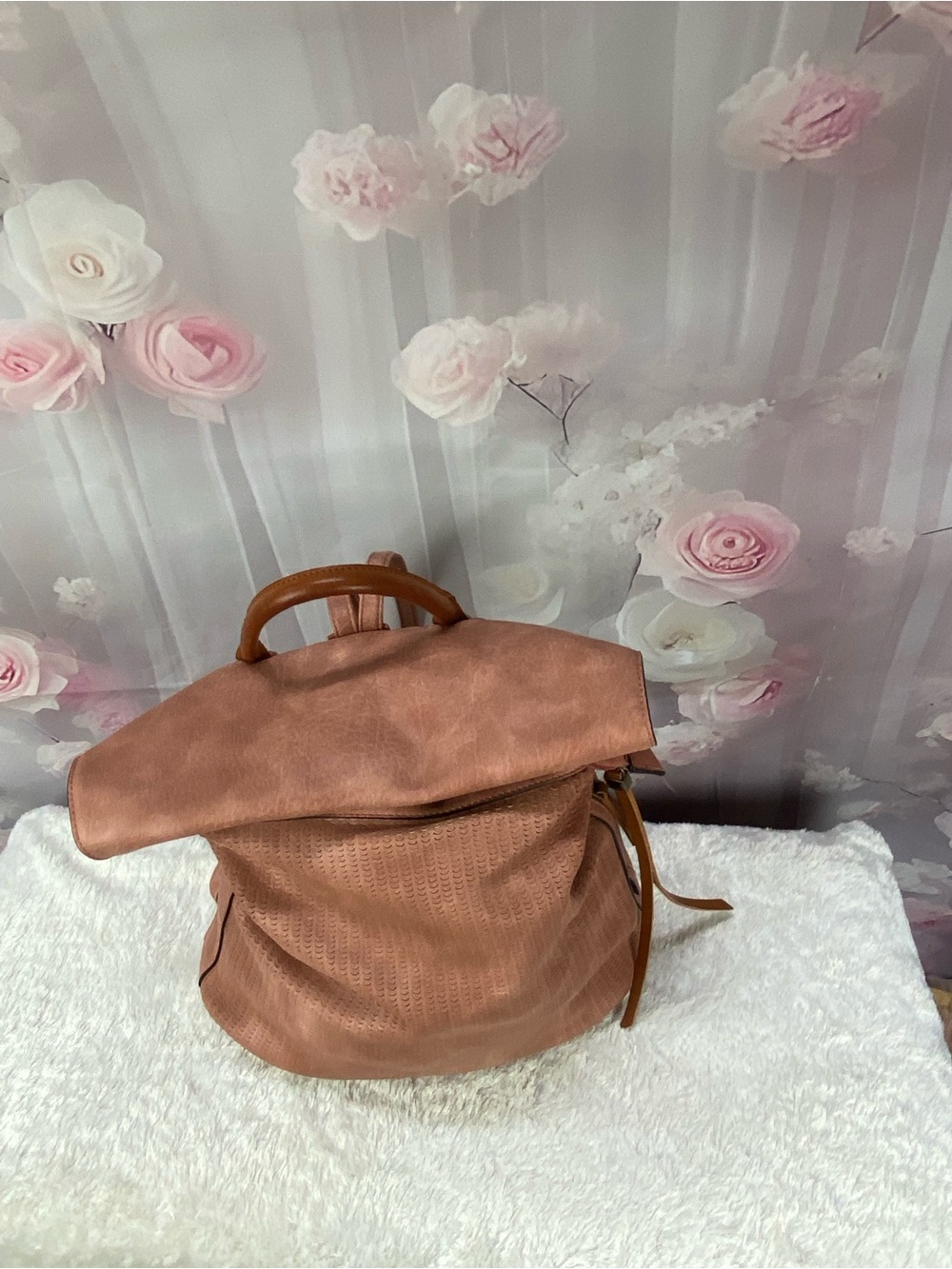 Classic Women’s Fold-Over Backpack Tote in Light Brown